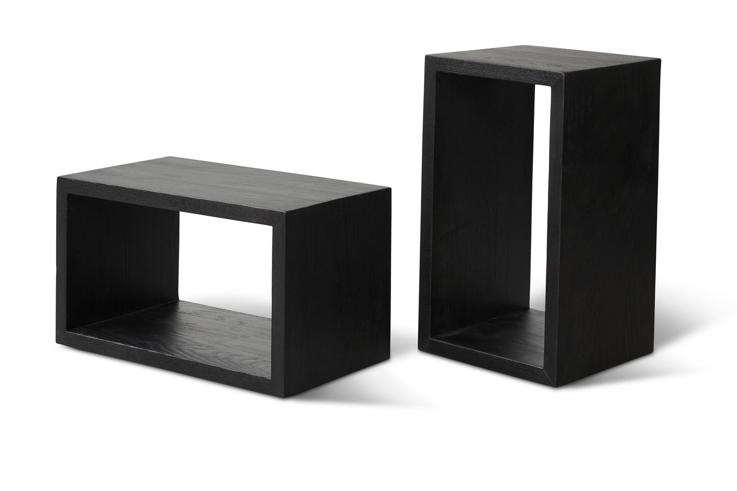 "O" TABLE